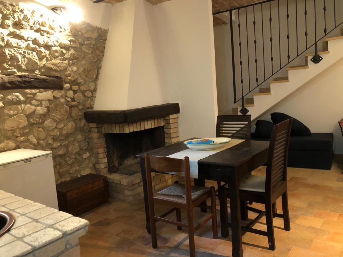 Il Minotauro B&B A 5 Minuti Da Popoli Vittorito Bagian luar foto