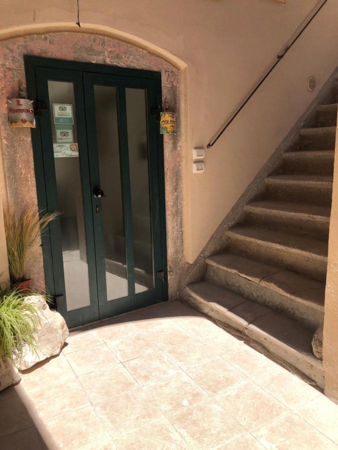 Il Minotauro B&B A 5 Minuti Da Popoli Vittorito Bagian luar foto
